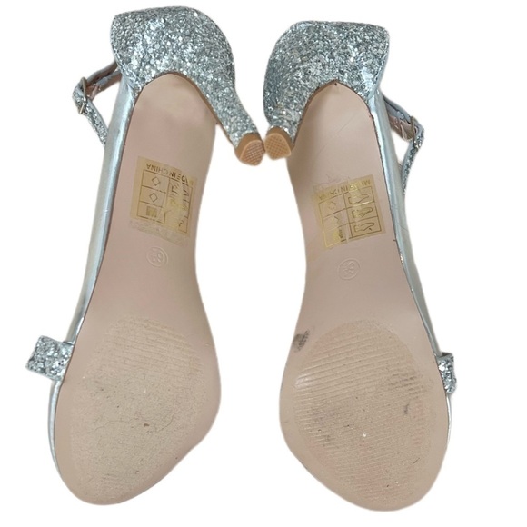 NWOT LovMark Silver Glitter Ankle Strap Heels - Size 6 1/2 - Picture 8 of 15